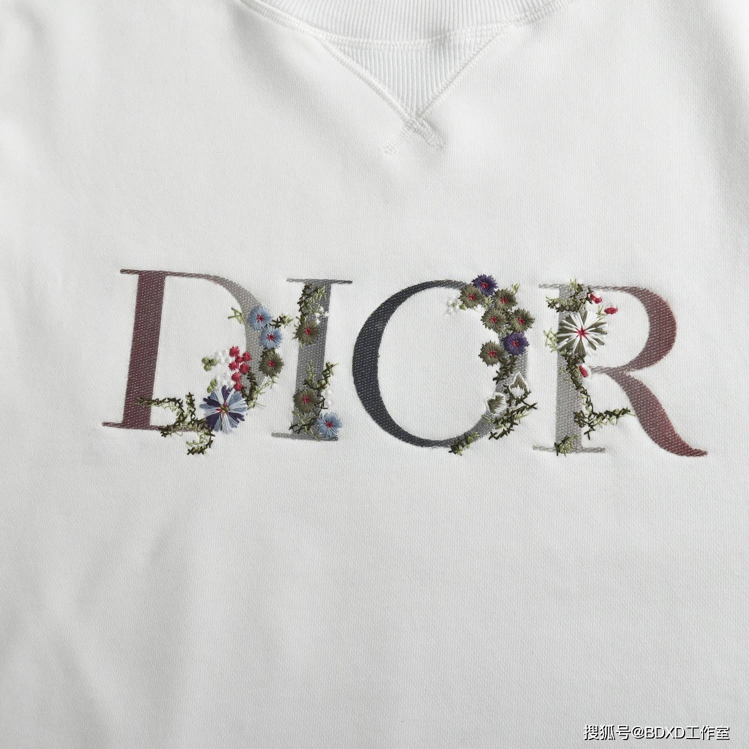 男女|Dior 21SS 花卉Logo刺绣圆领卫衣