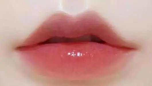 护唇膏|润唇膏居然涂错这么多年?!