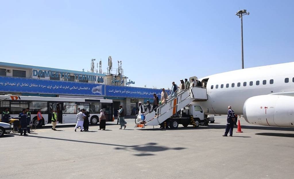 塔利班接管后 阿富汗喀布尔机场工作恢复正常