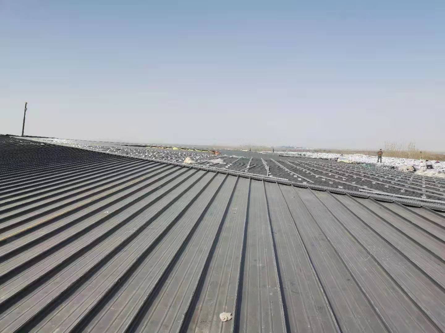 铝镁锰板是目前最有发展前景屋面材料