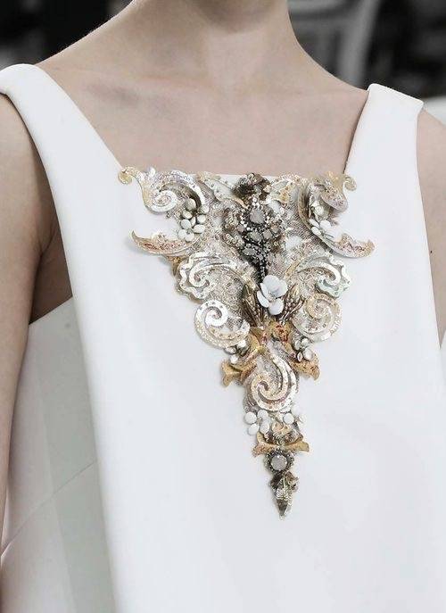 配饰 手工刺绣法式刺绣梵芮锦刺绣配饰分享