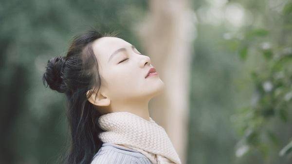 如何给女生制造小惊喜 9f73224e50114d8c88fa0909a088f39e.jpeg