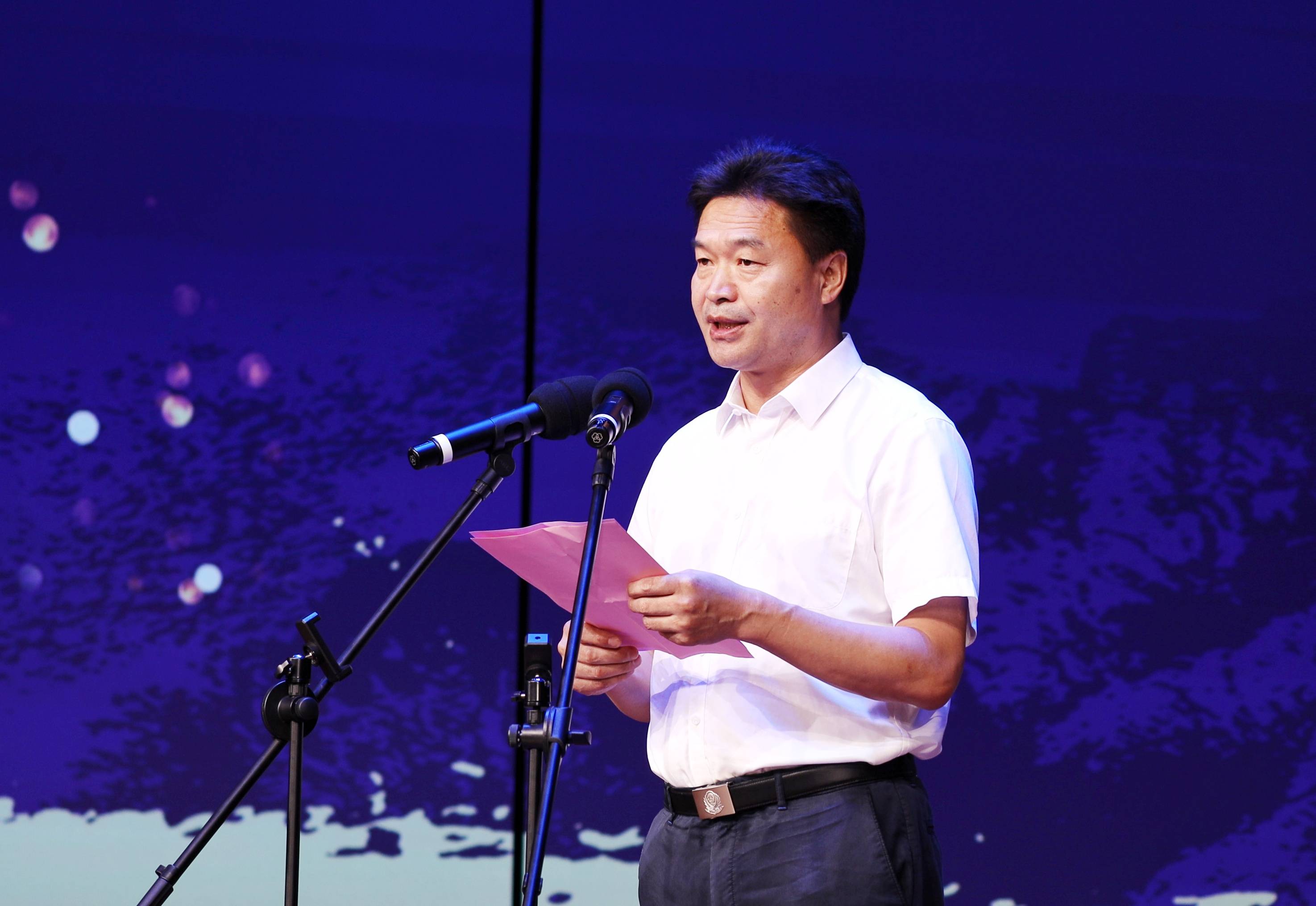 沭阳县举行"致敬经典,诗意花乡"经典诵读分享会