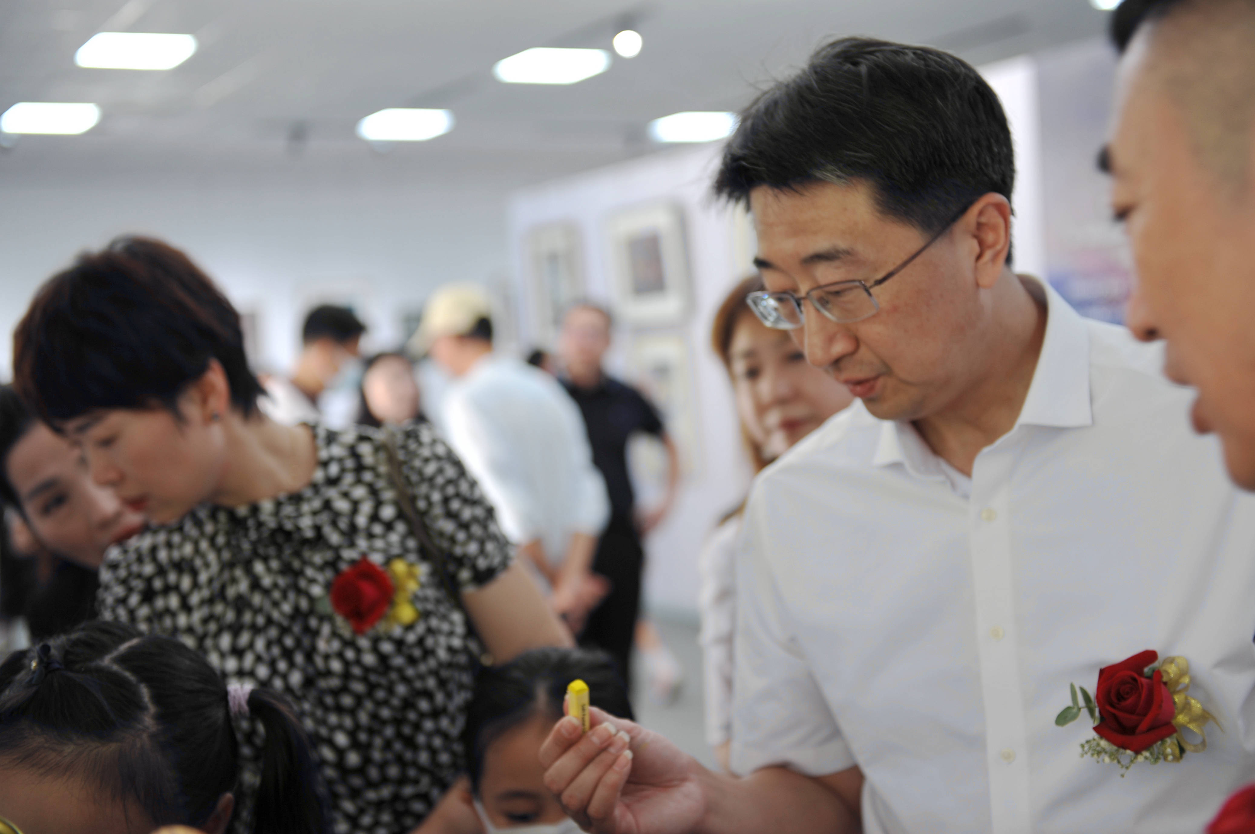 消息资讯|踏进粉画之境——珠海市中小学教师粉画艺术作品展隆重开幕