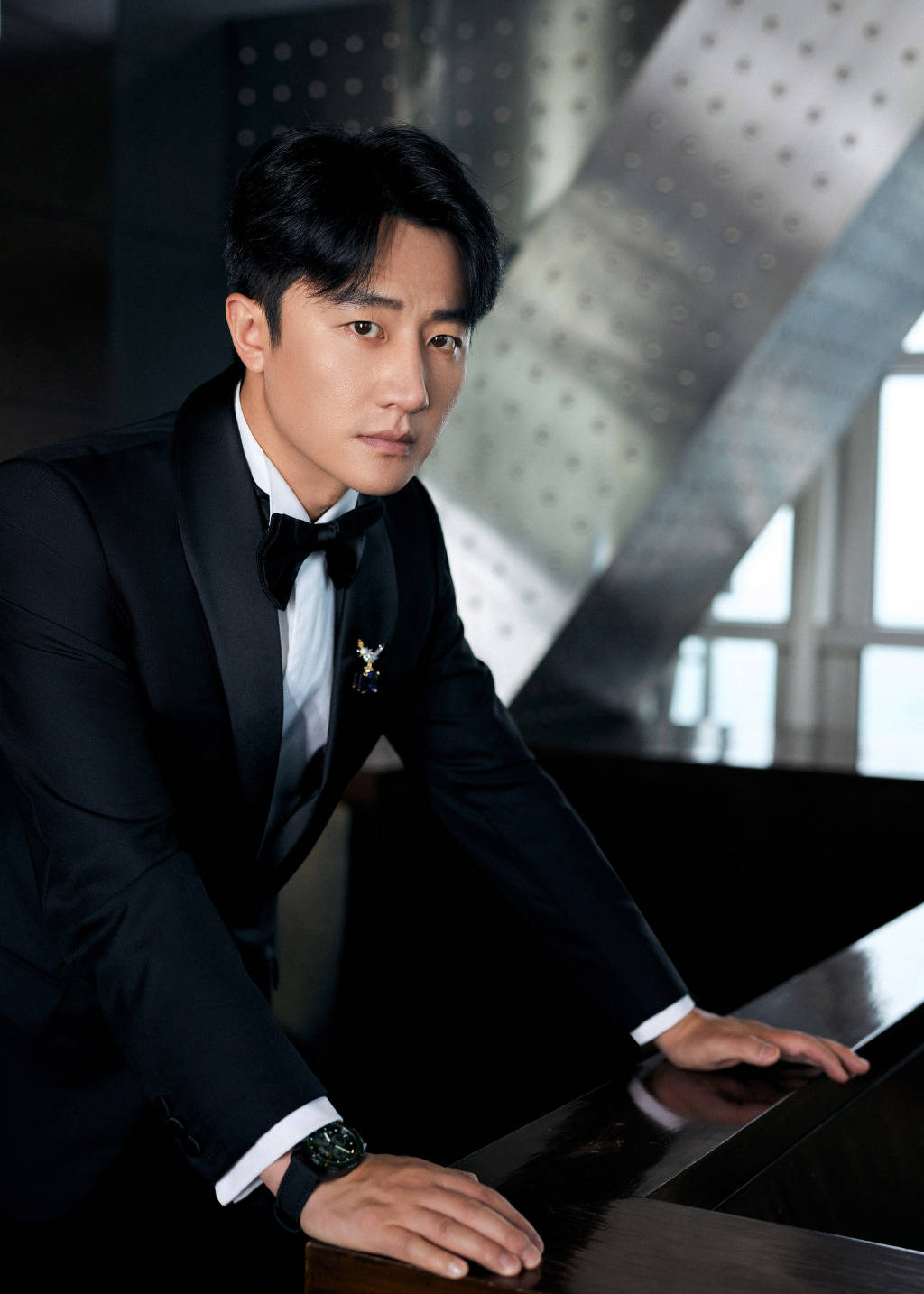 (图片来自艺人工作室的官微)出道多年,黄轩一直潜心打磨演技,凭借精湛