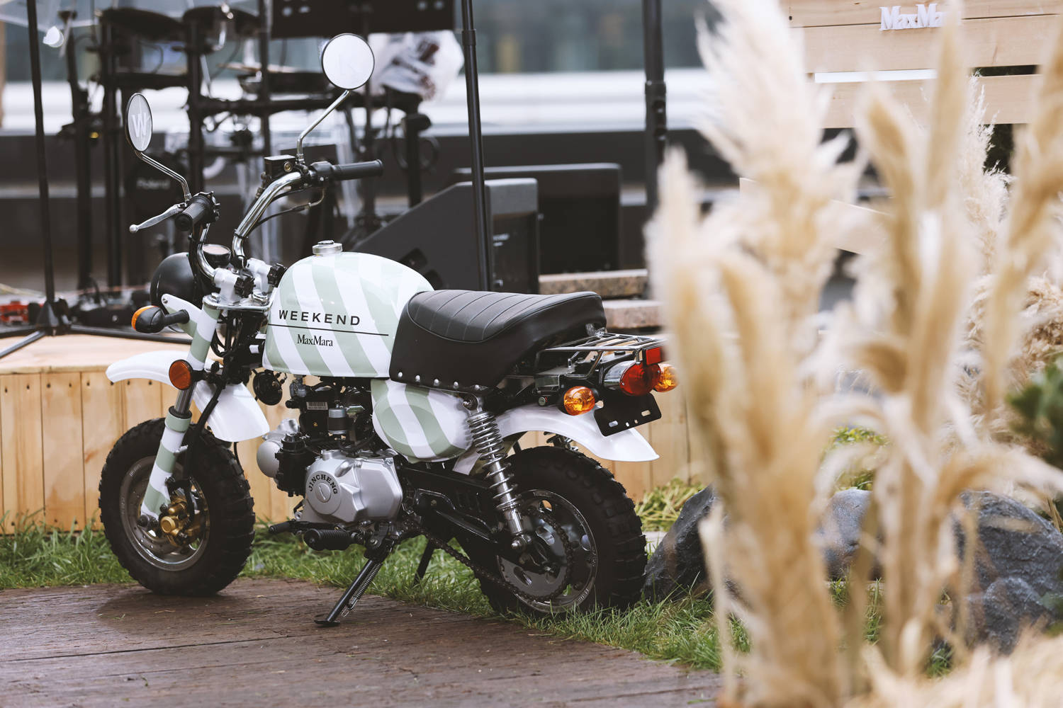 系列 Weekend Max Mara 2021秋冬系列亮相京城，宋轶示范初秋柔美颜色