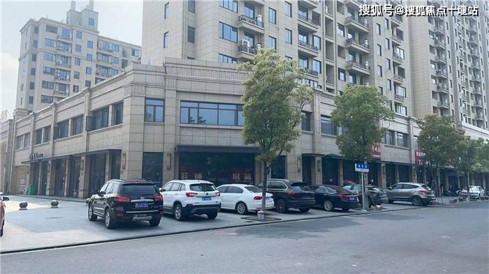 桐乡农商银行(中兴路,招商银行(嘉兴桐乡濮院社区支行,中国农业银行