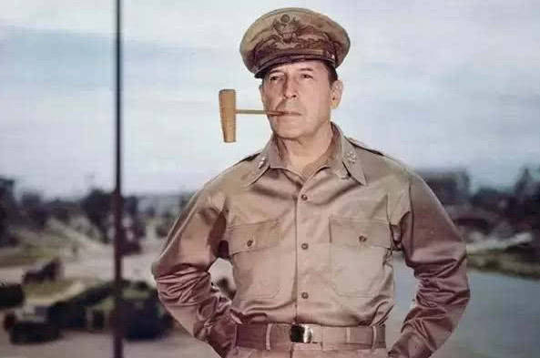 爆破|长津湖英雄杨根思：年少孤苦，青年从军，28岁与敌人同归于尽