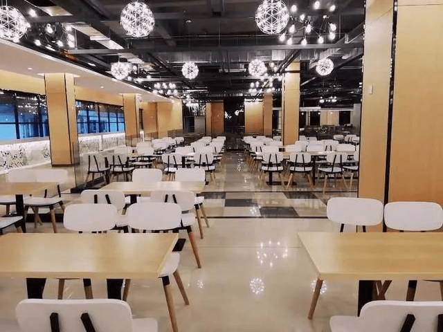 芯智勤为云南师范大学提供一体化智慧食堂解决方案_数据统计