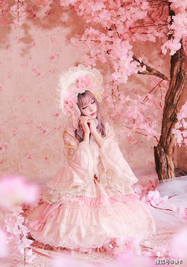 通告 模卡 推荐艺人：Mikki