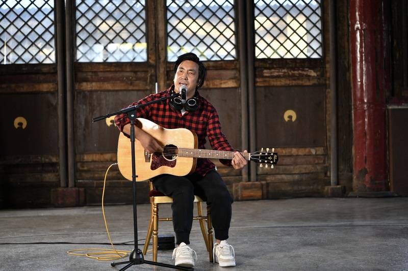 彝人制造发布新专辑《吉狄马加的诗》 在古建唱响传统的新时代之声