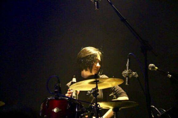 山海路平大风顺吹草东还有派对却没了鼓手怀念蔡忆凡