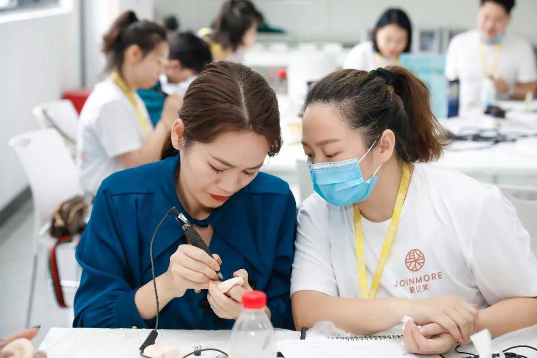 问题7天学会进阶版机器线条眉，升单成交不用愁！
