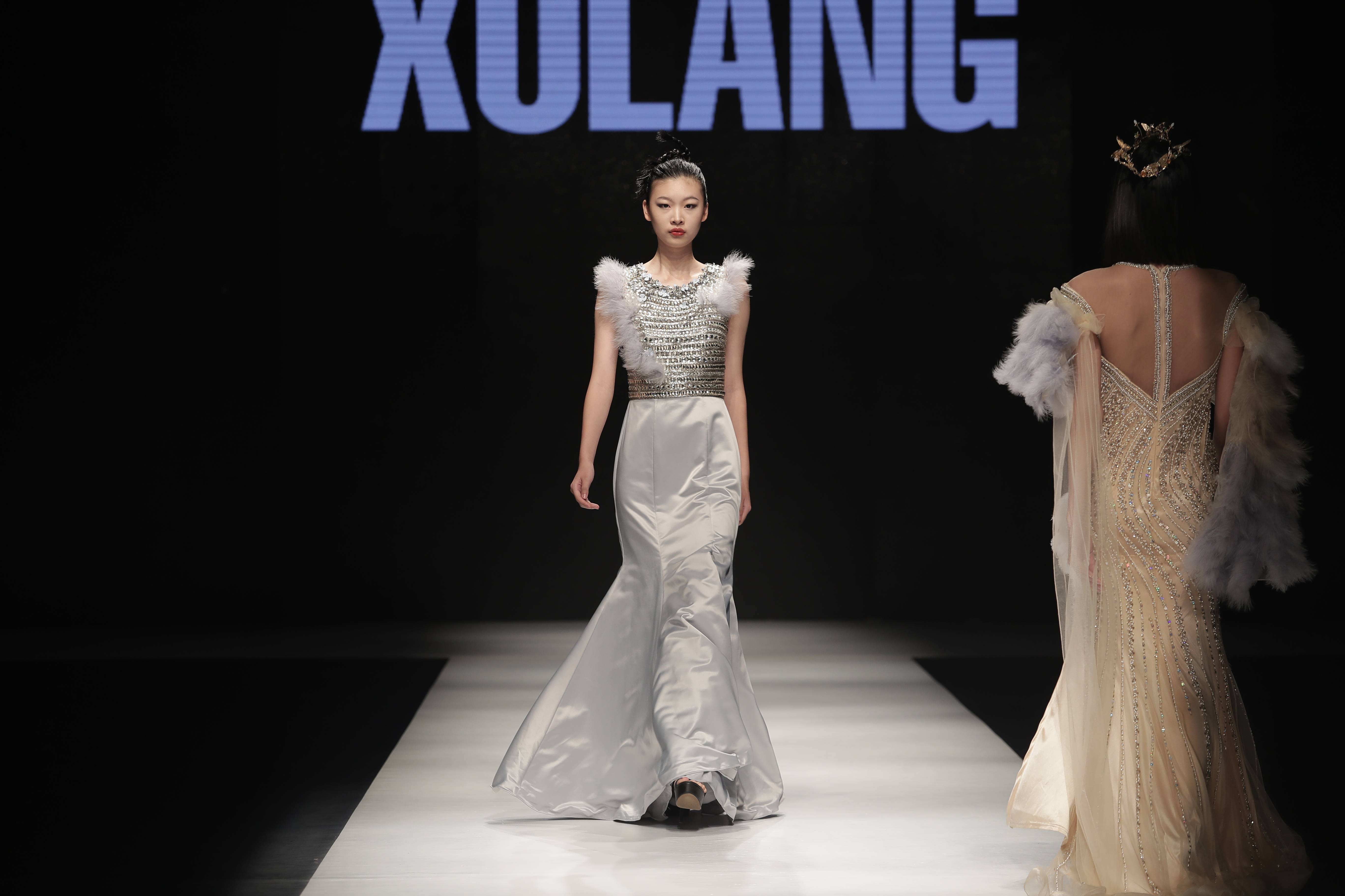 鉴赏 XULANG 2021时装周 礼服鉴赏