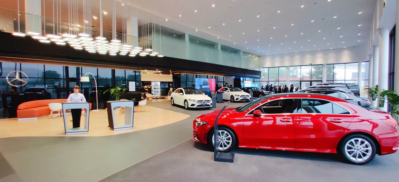 湖南兰天嘉驰mar2020奔驰全新概念体验中心盛大开业_客户