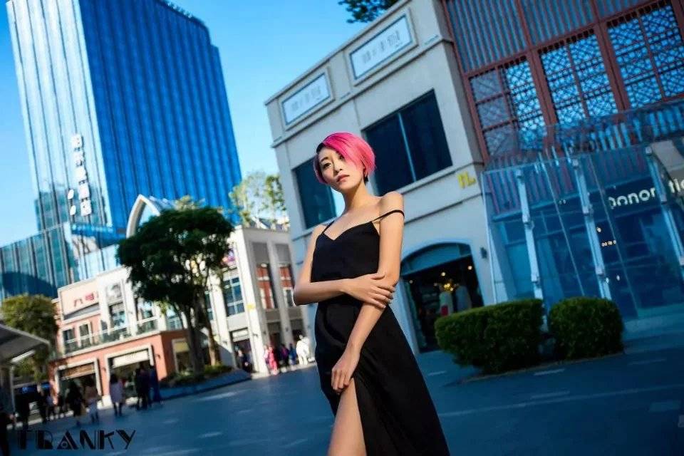 套装 杨芳芳：自律的女生是最美的健康