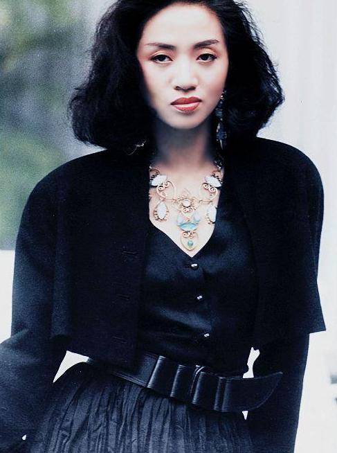 梅艳芳菲,百变天后的那短暂炙热的一生_香港