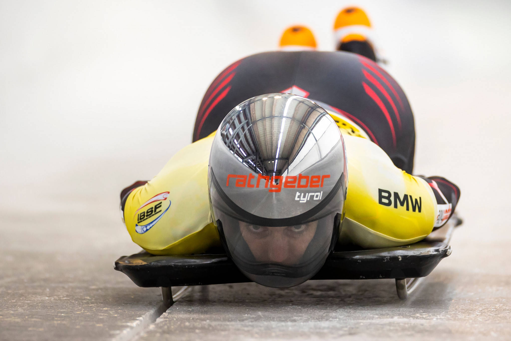 开启,中国车队也将在比赛中亮相,这也是为2022年北京冬奥会做准备