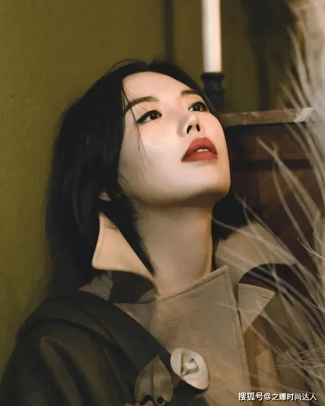 爱美 秋姑娘已经在裙摆飞扬间悄然退场,四季悄悄轮转到了冬季