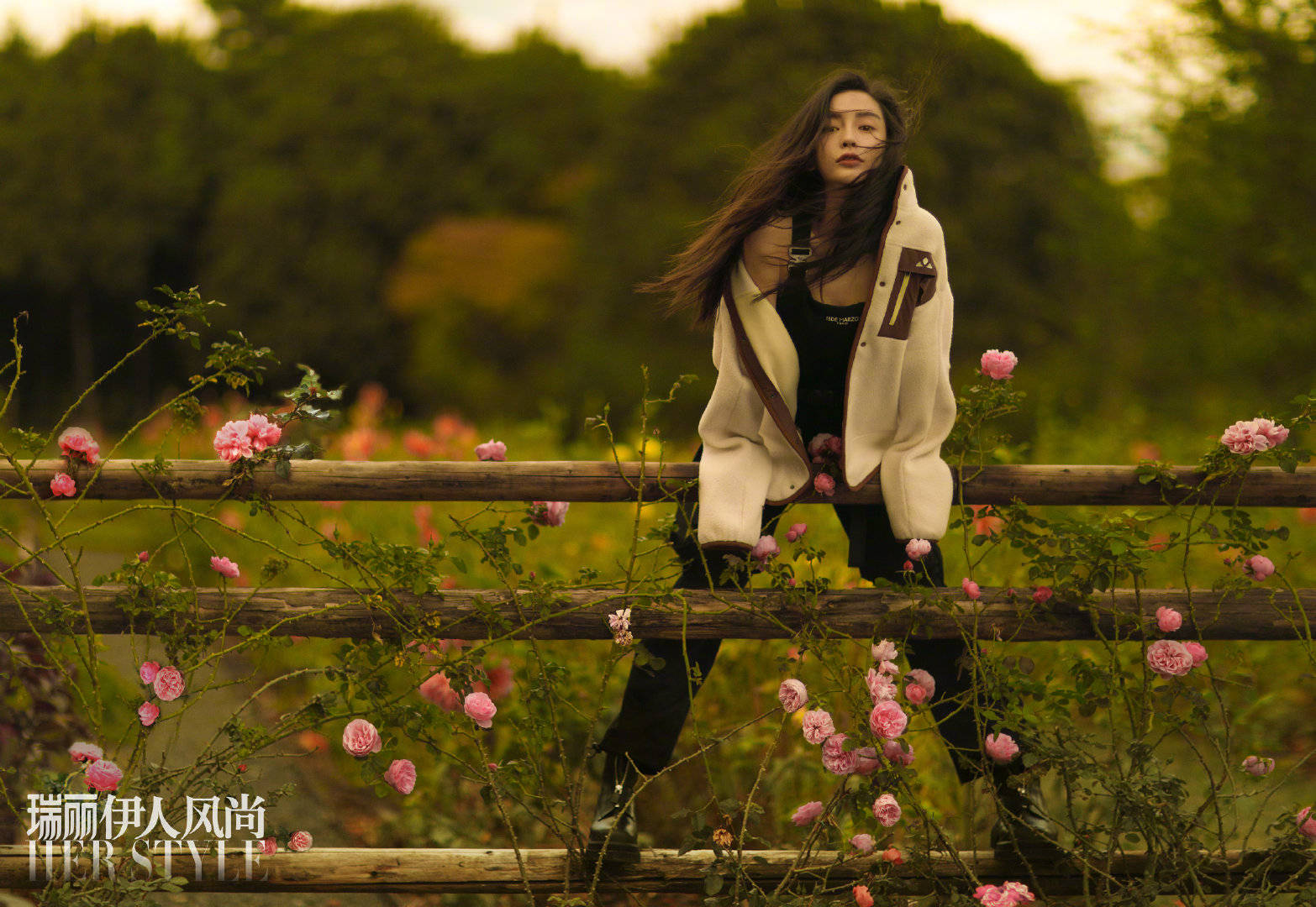 一身 Baby拍纯美风大片，重回颜值巅峰，少女感十足