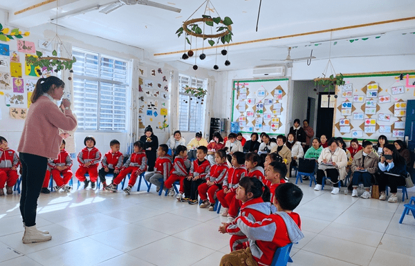 活动|慈利县幼师工作坊岗位应用考核培训活动在零阳镇举行