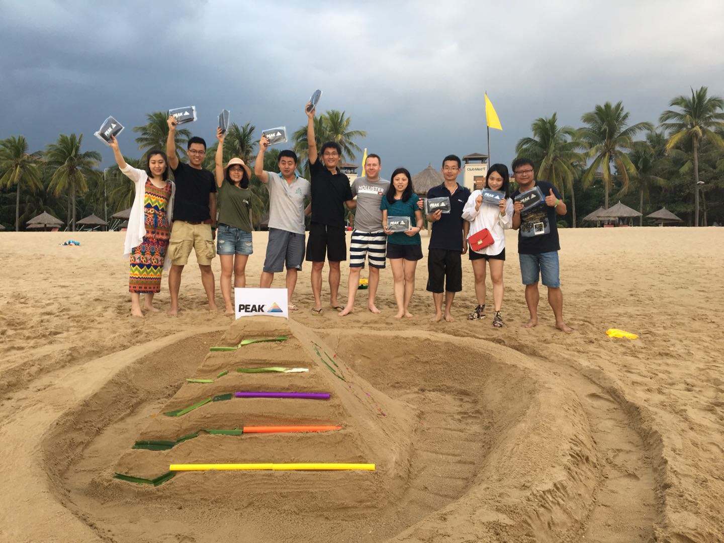 拓展团建活动之沙上雕塑