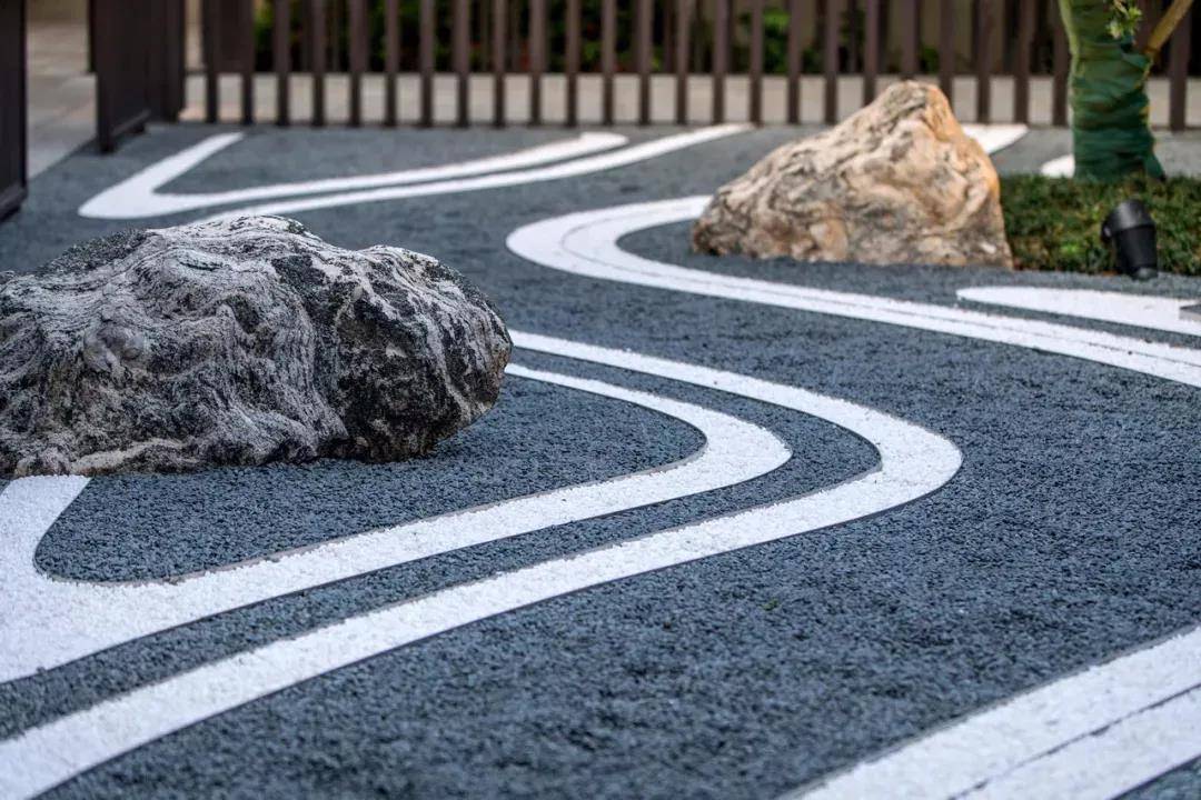 砾石完美应景搭配_碎石_组合_河流