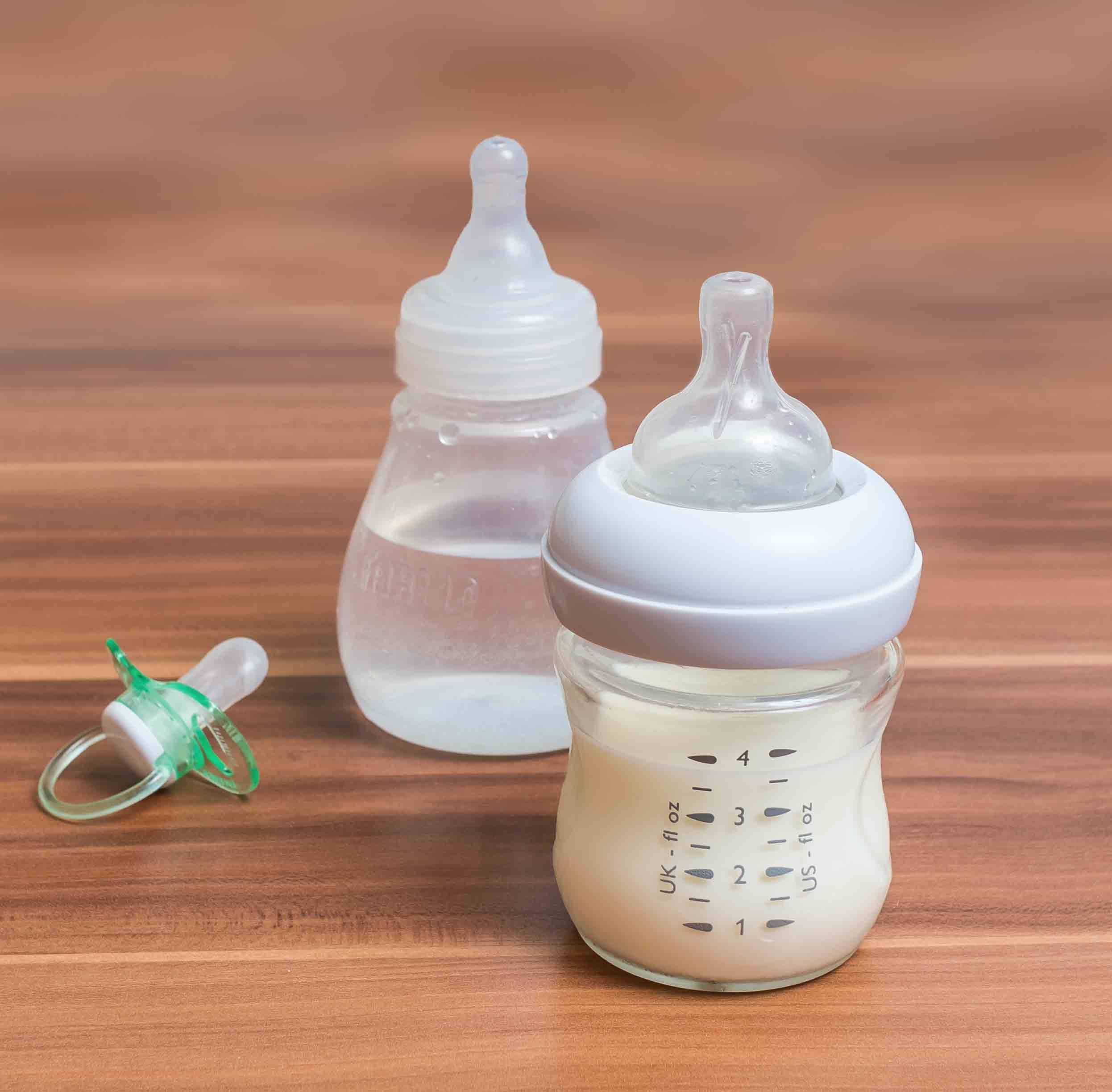 我国首个专门针对婴幼儿用奶瓶和奶嘴安全发布的强制性国家标准已正式