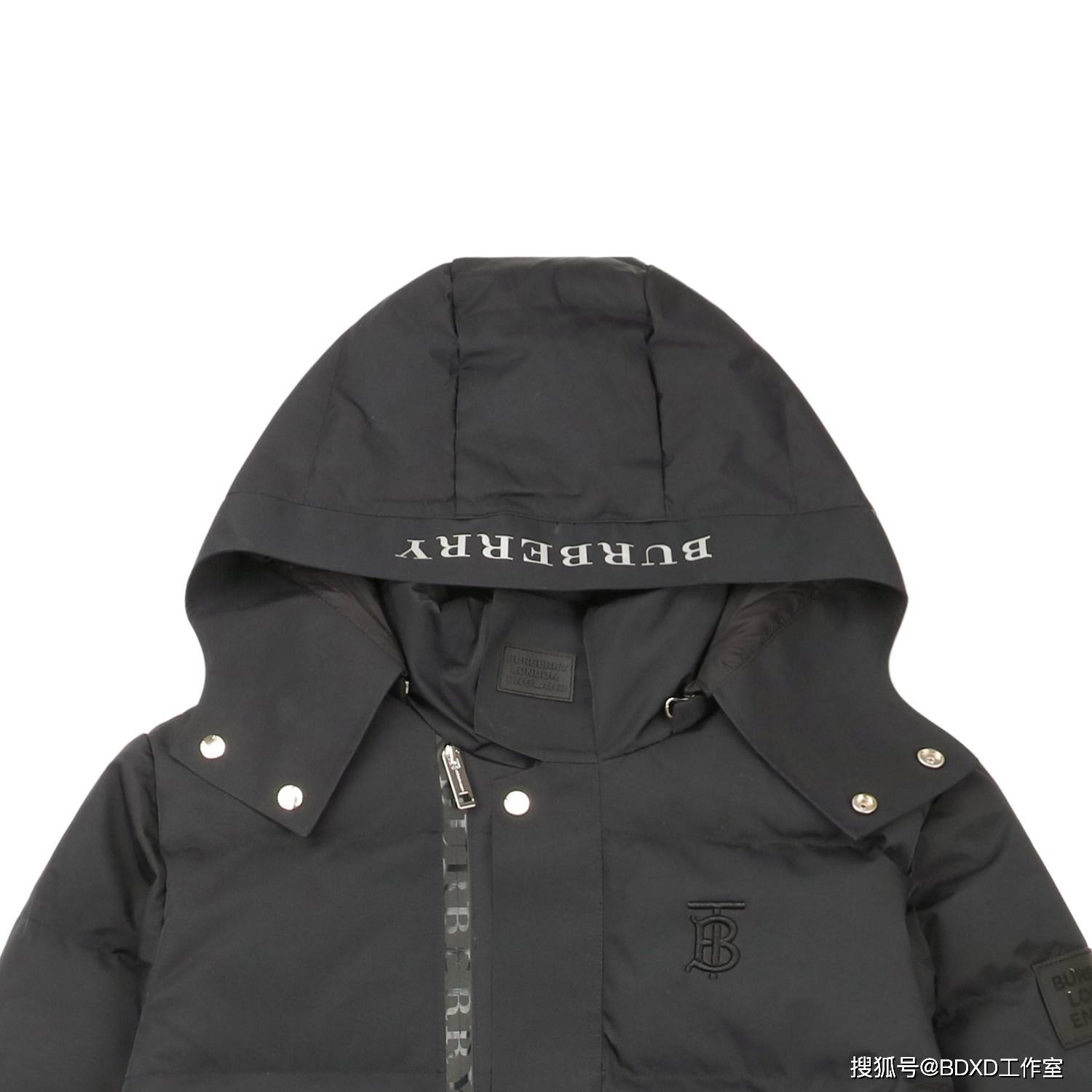 整体 Burberry/BBR 20Fw 小标刺绣连帽羽绒