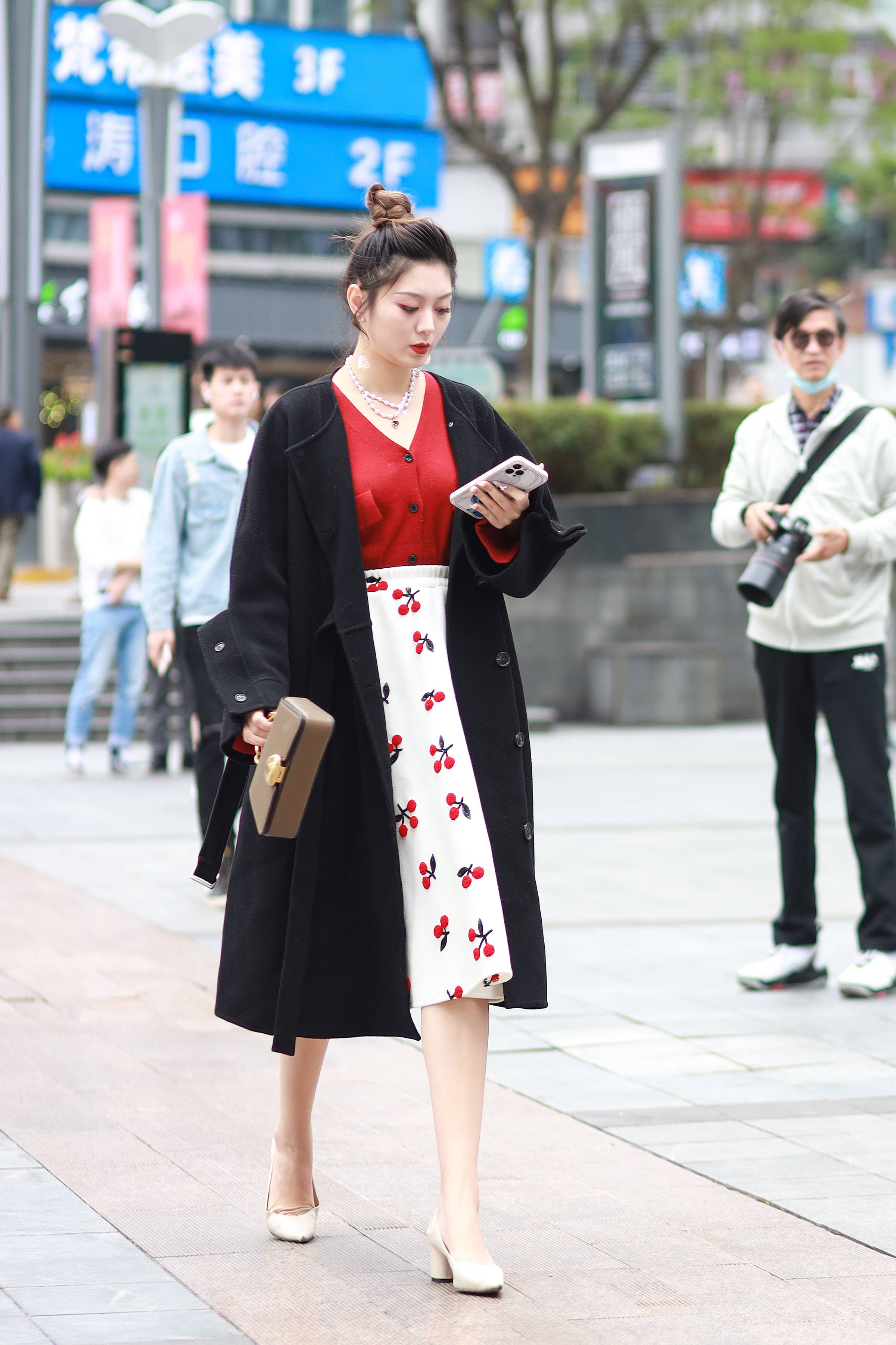 重庆街拍北城天街2021112302