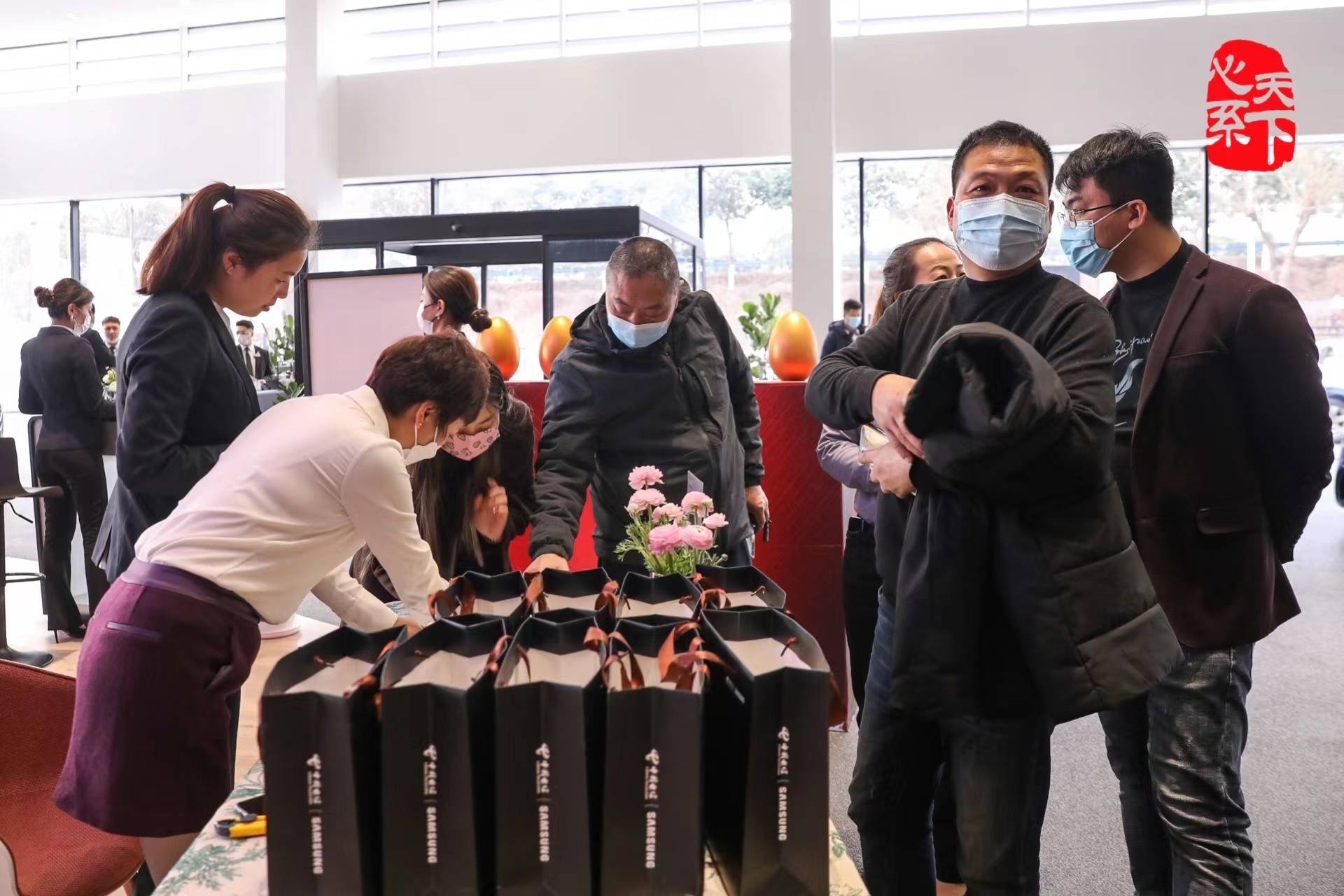 奔驰|心系天下 三星W22 5G沙龙品鉴会在西安顺利举行