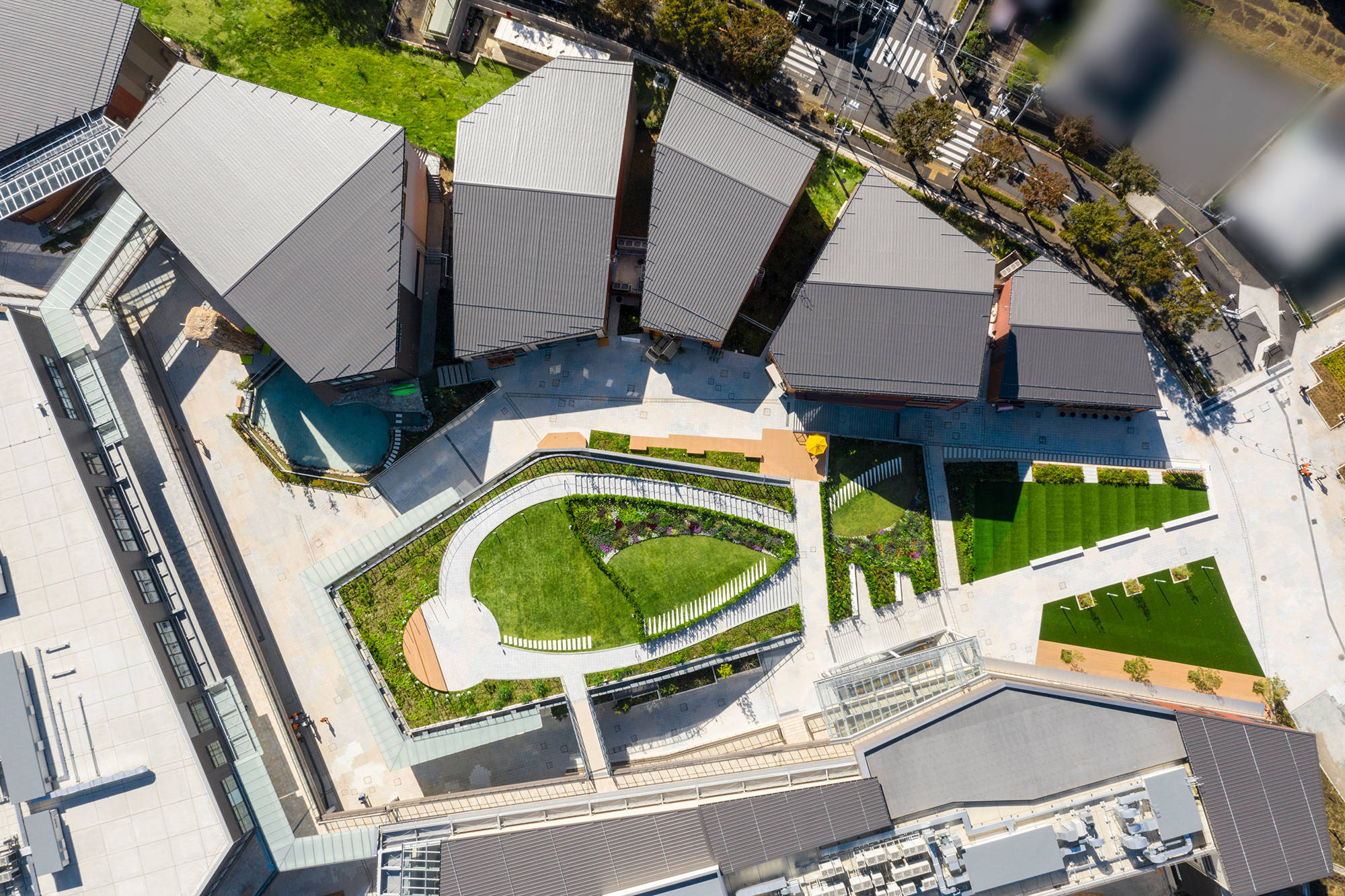 日本南町田grandberry park公园商业综合体 / laguarda.