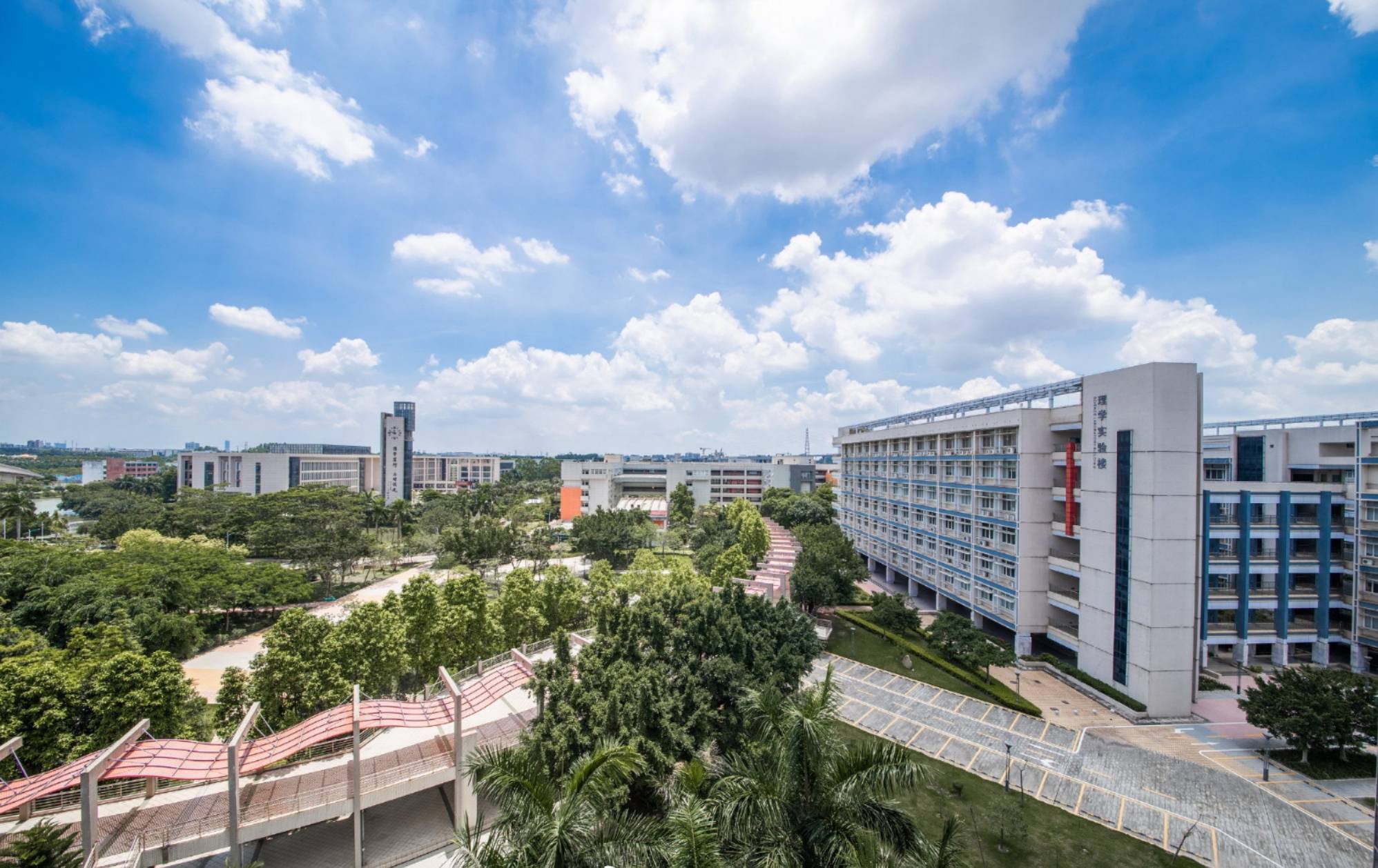广州大学好不好文理兼修前途广阔
