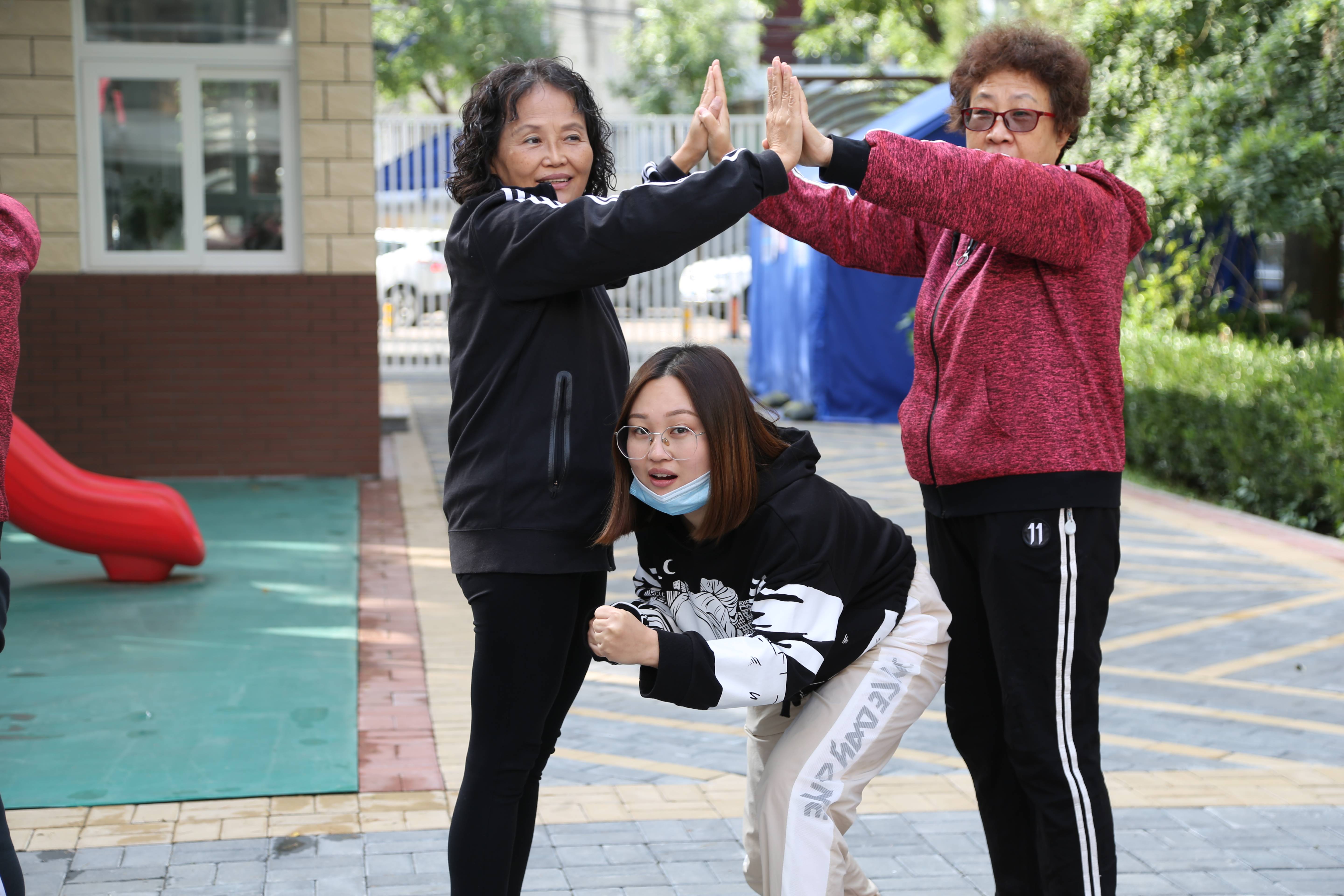 拓展团建活动之大树与松鼠