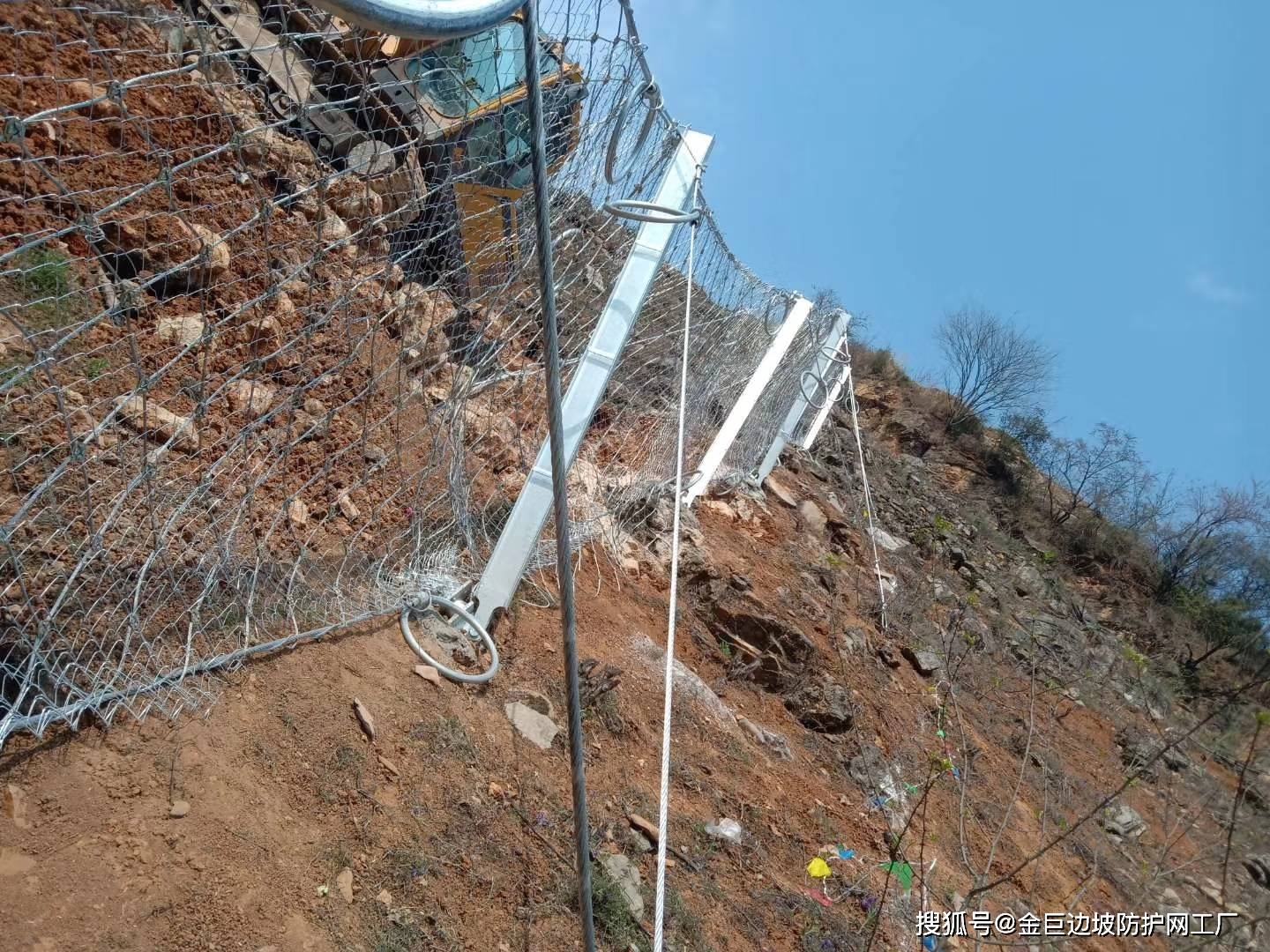 拦石盖山专用边坡防护网靖州拦石盖山边坡防护网鑫金冀边坡防护网生产