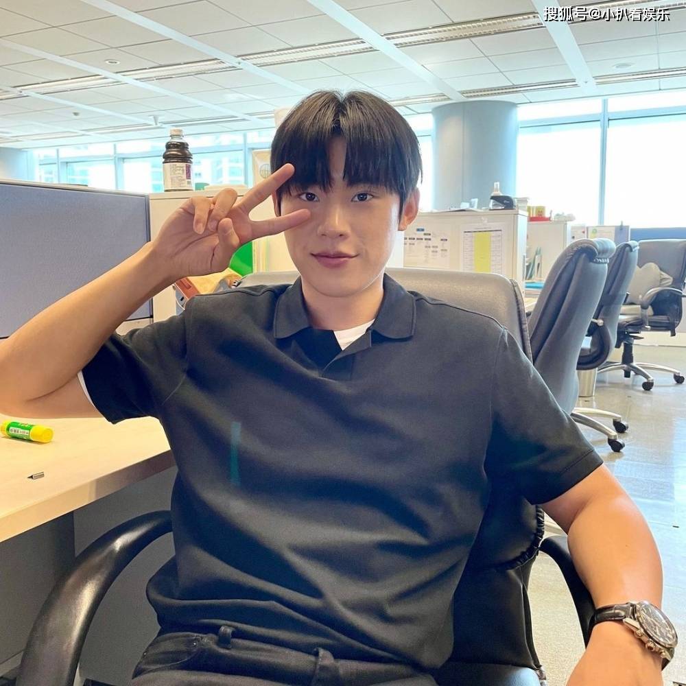 崔宇植、金圣喆《那年我们》私下剧照大公开搜狐大视野搜狐新闻