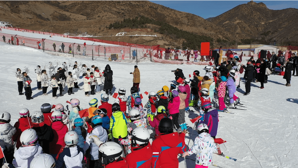 冬奥|一起向未来·放歌冰雪迎冬奥主题快闪活动在呼和浩特举行