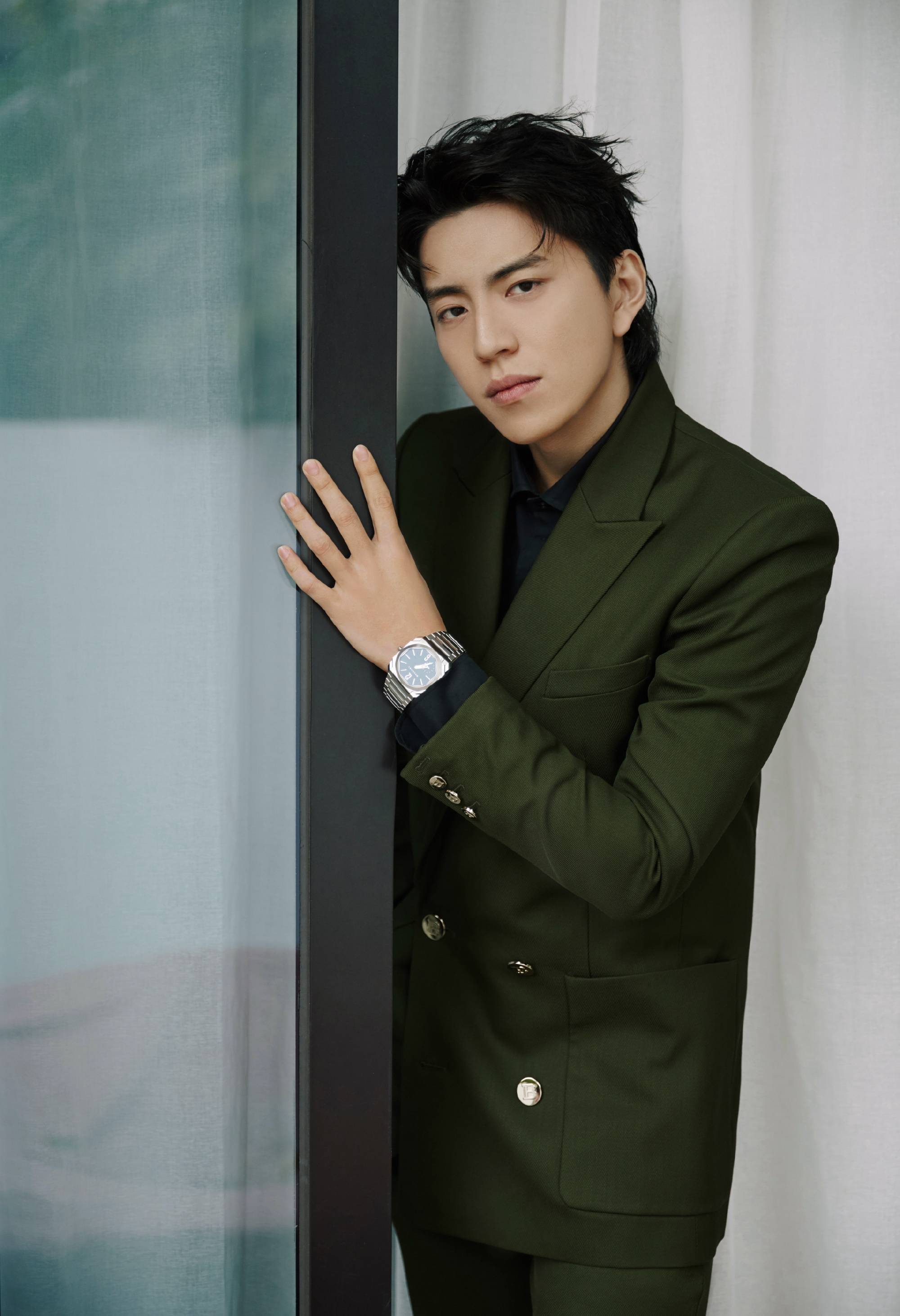 盘点娱乐圈双子座男星演员陈慧康沉稳踏实