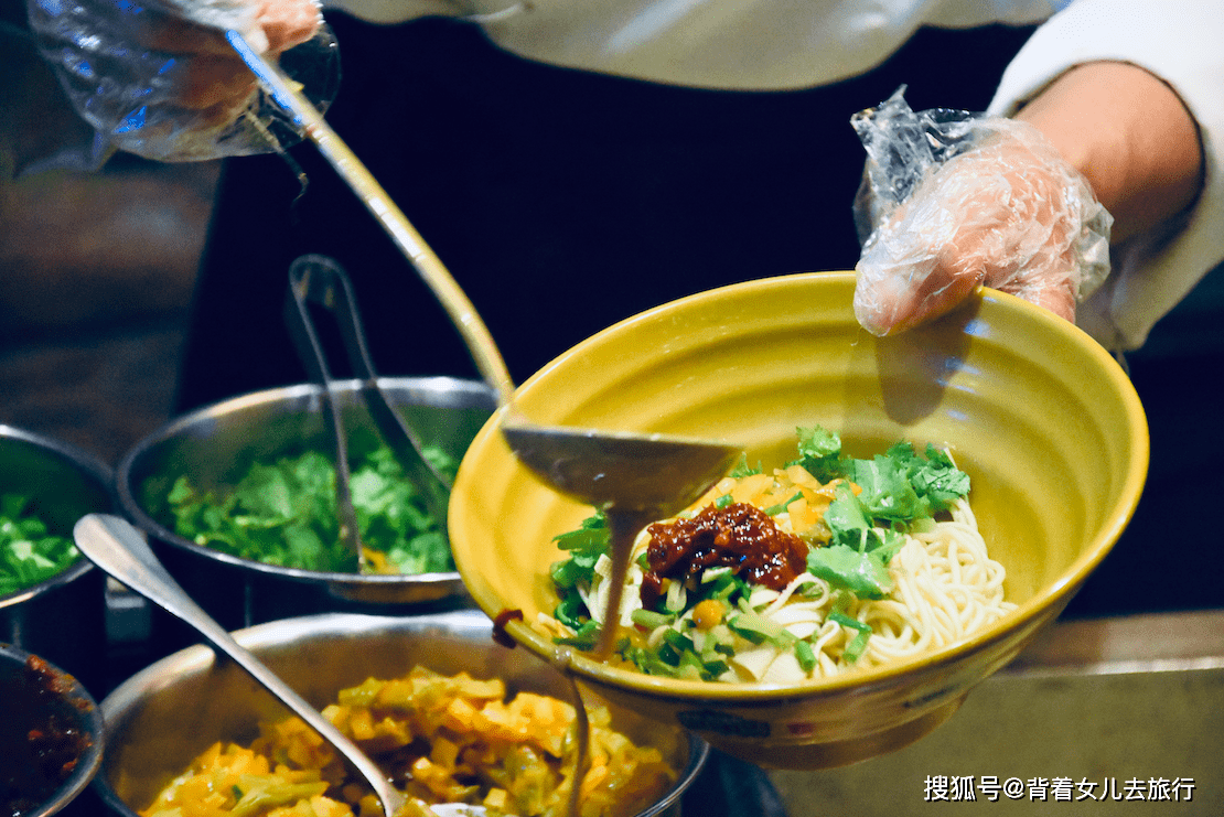 网友|河南一座城市，特产美女和绿茶，风景好，美食多