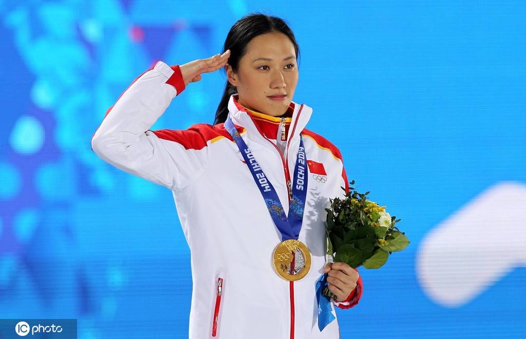 中国速度滑冰队60年代代传承低迷中高亭宇脱颖而出