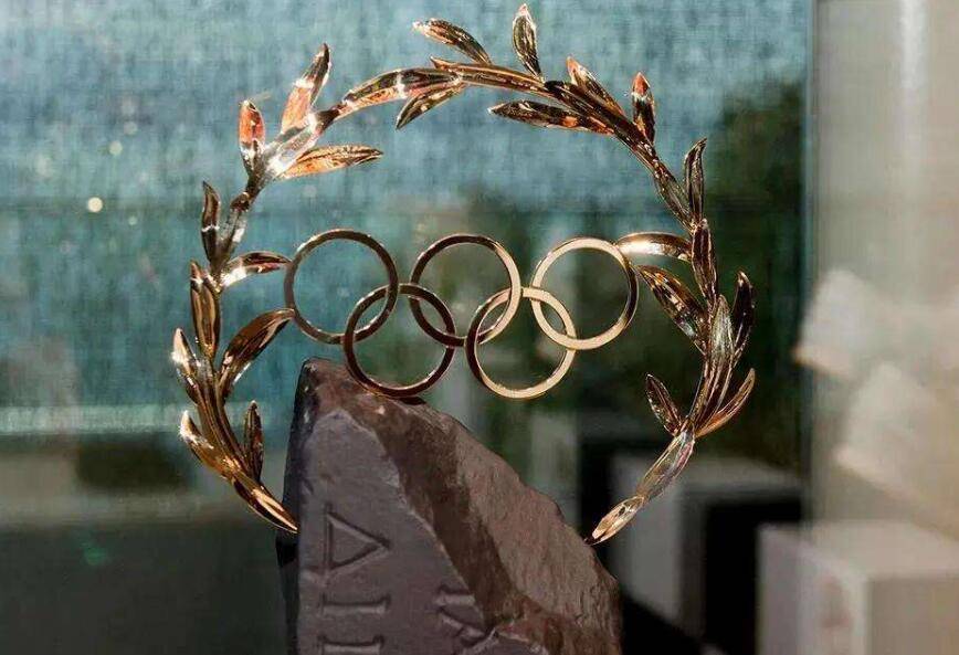 雅典奥运会橄榄枝花环图片