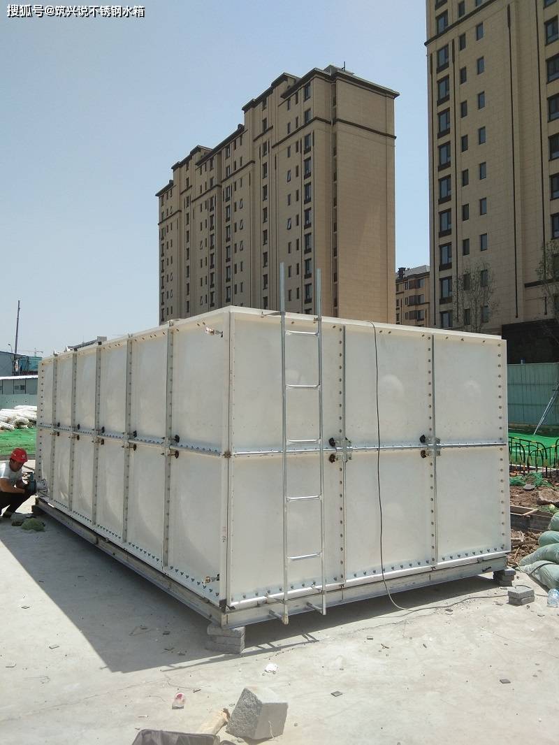 什么是玻璃钢人防水箱