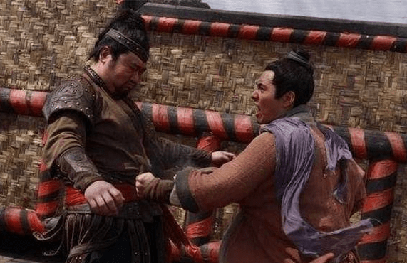 这个军阀明明是武夫,偏偏要扮青天,最后闹出大笑话_韩复榘_李逵_山东