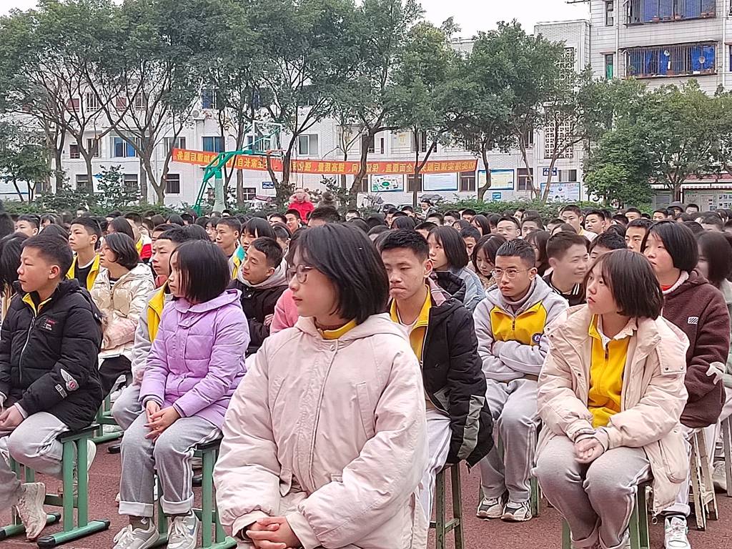 泸县六中高中毕业证补办程序 来自搜狐网