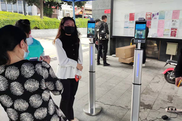 疫情|人脸测温健康码核验一体机助力李朗国际珠宝园高效核验粤康码、深i您