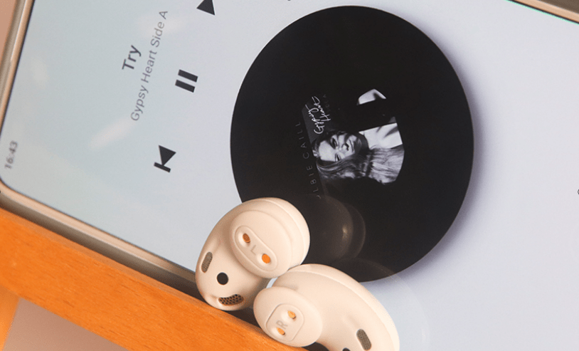 哪款蓝牙耳机佩戴更舒适？南卡和三星蓝牙耳机评测！