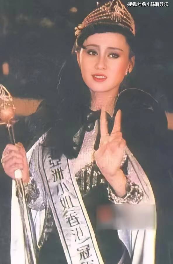 一代女神利智,曾与何鸿燊有过一段佳话,但未能走下去