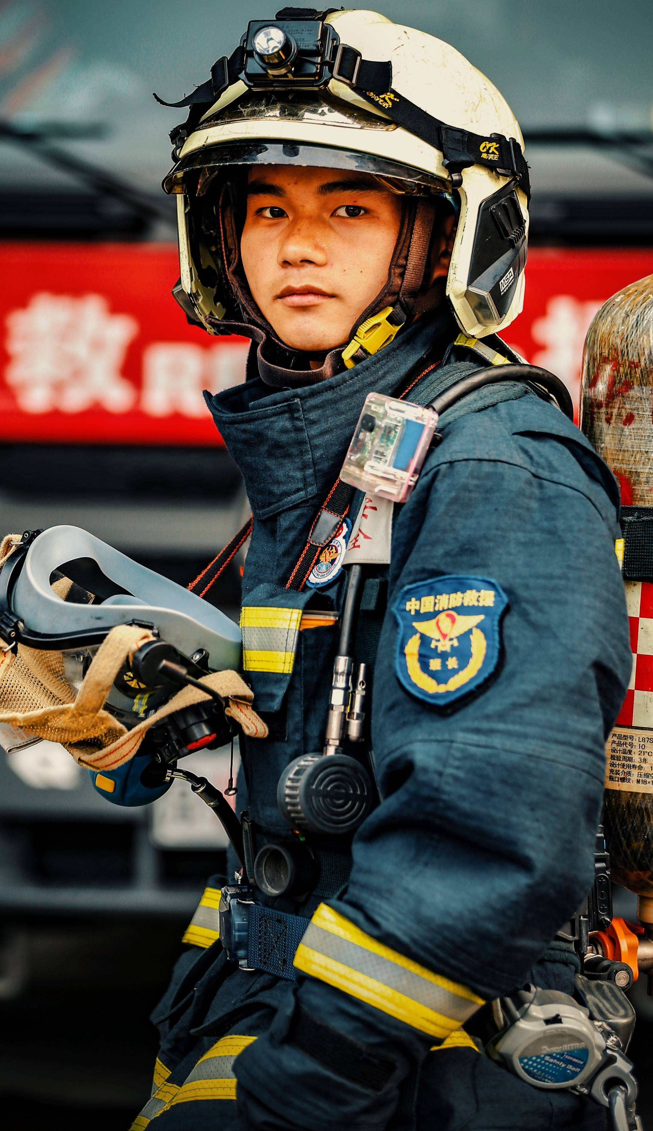 听,这是火焰蓝的青春宣言! 东城消防青年有力量_梦为马_因为_征程