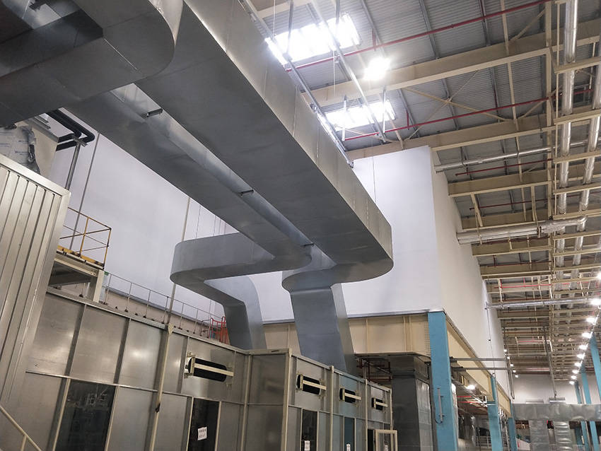 广州专业厂家结合不锈钢焊接风管等产品定制广汽丰田厂房通风管道方案