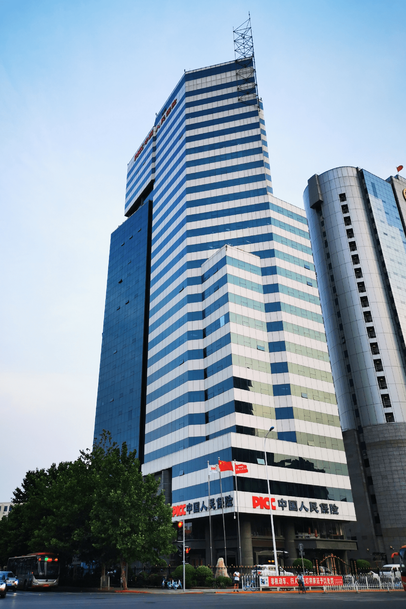 中国人保寿险大厦一朝阳门独栋-北京地势坤房地产经纪有限公司